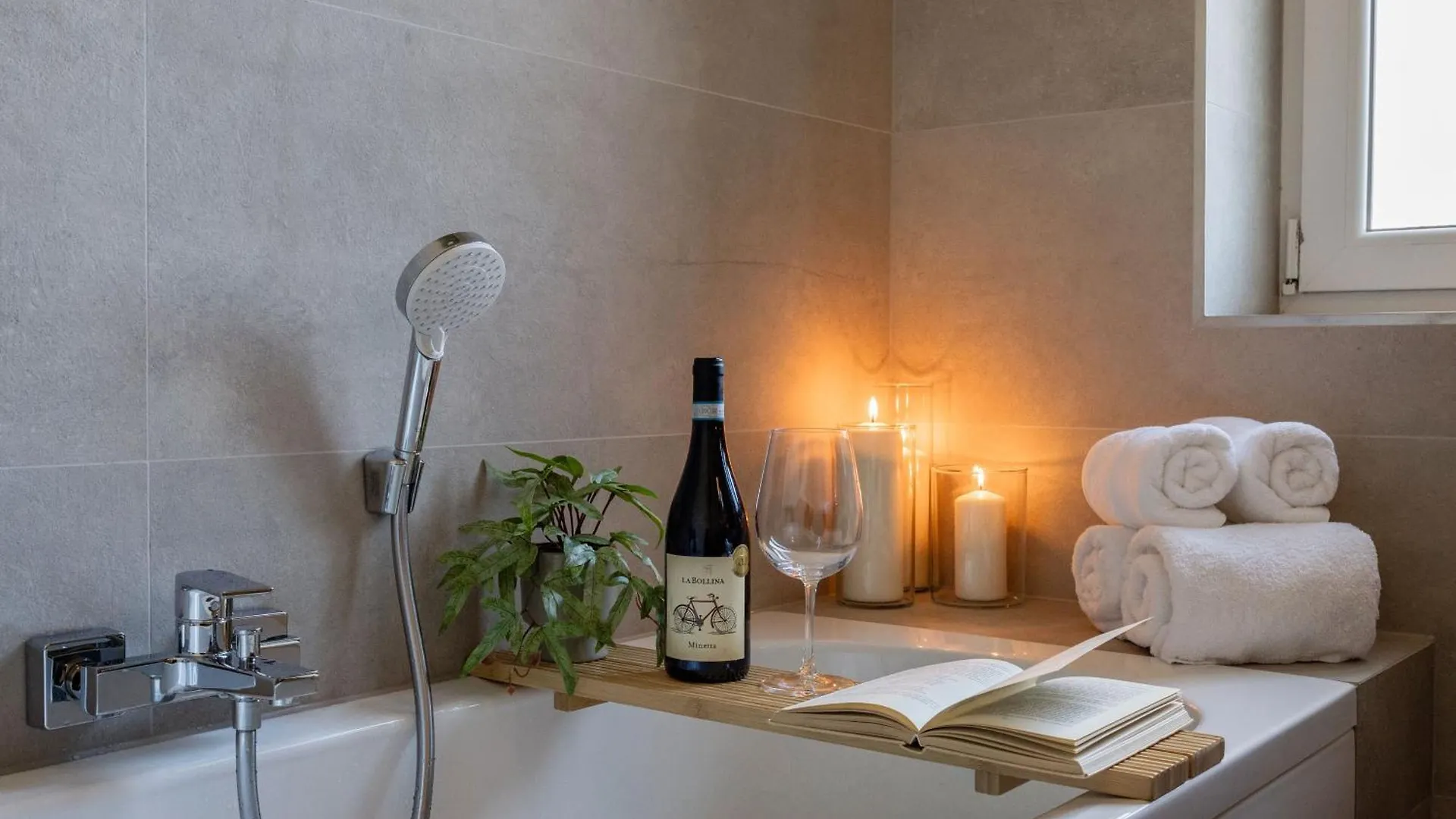 Luxury Art Deco Apartment Near Hungarian Parliament Budapeste