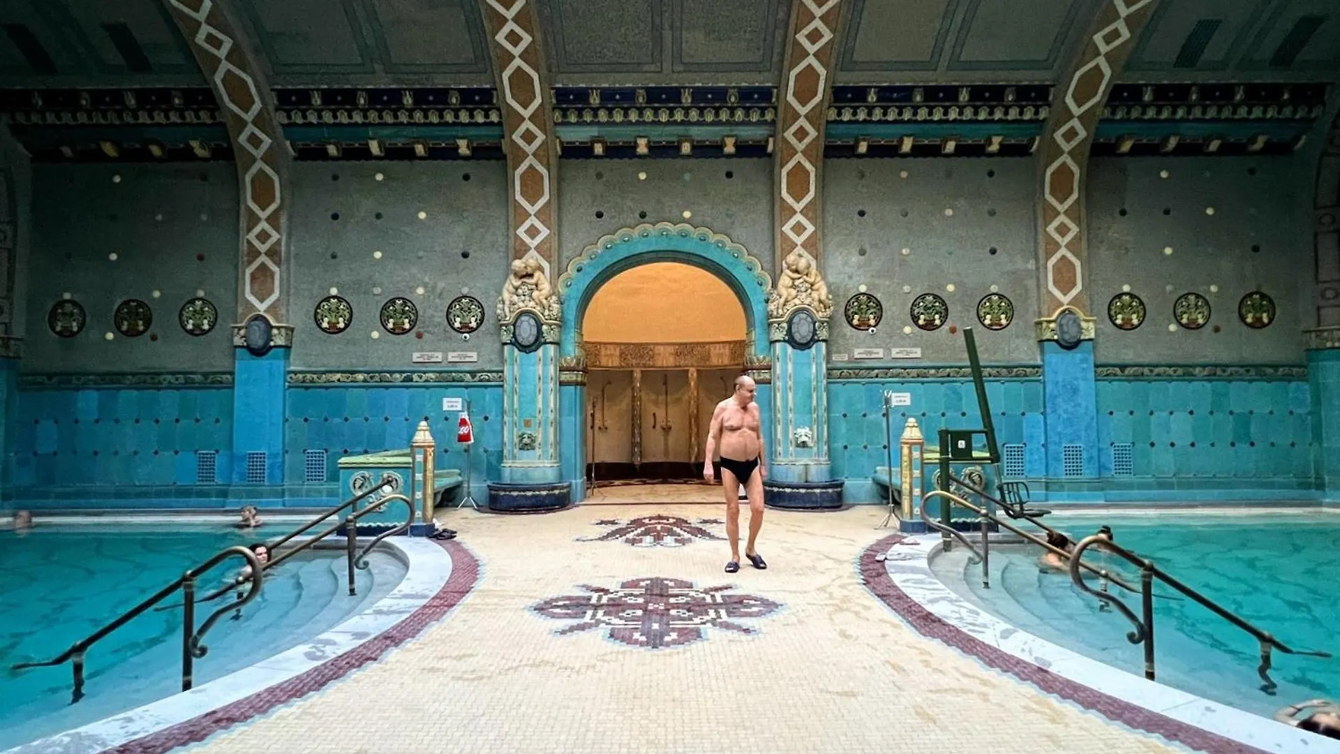 Luxury Art Deco Apartment Near Hungarian Parliament Budapeste
